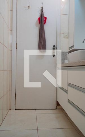 Apartamento à venda com 81m², 3 quartos e 1 vagaBanheiro Corredor