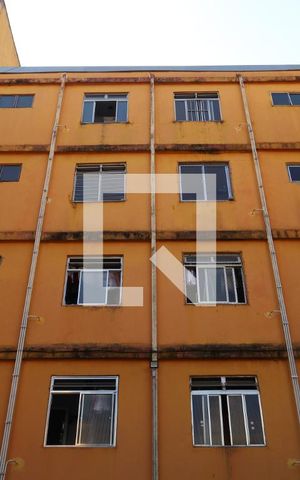 Apartamento para alugar com 56m², 2 quartos e sem vagaÁrea comum