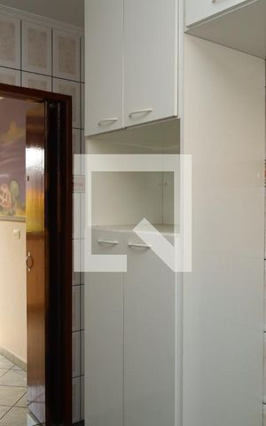Apartamento para alugar com 56m², 2 quartos e sem vagaCozinha