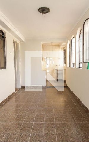 Casa à venda com 783m², 2 quartos e 1 vaga Casa à venda com 783m², 2 quartos e 1 vagaHall