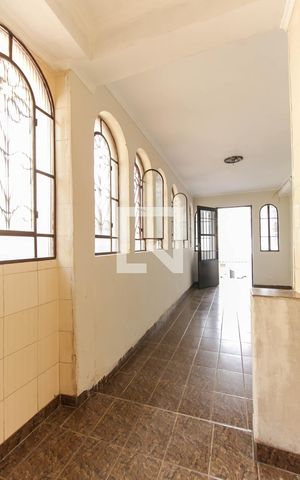 Casa à venda com 783m², 2 quartos e 1 vaga Casa à venda com 783m², 2 quartos e 1 vagaÁrea de Serviço