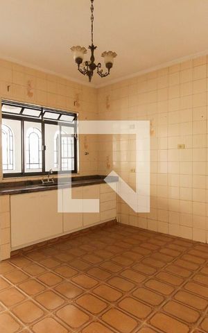 Casa à venda com 783m², 2 quartos e 1 vaga Casa à venda com 783m², 2 quartos e 1 vagaCozinha