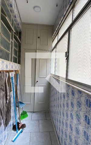 Apartamento à venda com 115m², 4 quartos e 2 vagas Apartamento à venda com 115m², 4 quartos e 2 vagasÁrea de Serviço