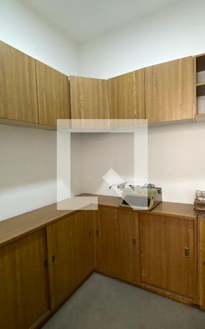 Apartamento à venda com 115m², 4 quartos e 2 vagas Apartamento à venda com 115m², 4 quartos e 2 vagasQuarto de Serviço