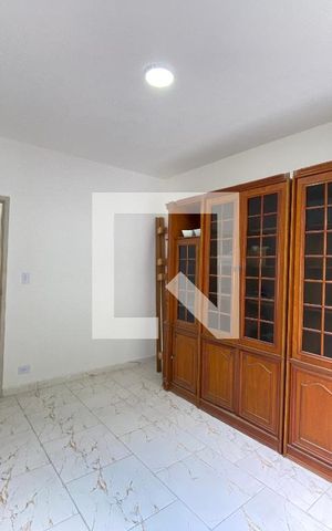 Apartamento à venda com 115m², 4 quartos e 2 vagas Apartamento à venda com 115m², 4 quartos e 2 vagasQuarto 1