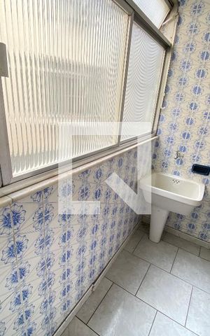 Apartamento à venda com 115m², 4 quartos e 2 vagas Apartamento à venda com 115m², 4 quartos e 2 vagasÁrea de Serviço