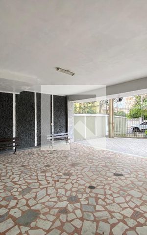 Apartamento à venda com 115m², 4 quartos e 2 vagas Apartamento à venda com 115m², 4 quartos e 2 vagasÁrea comum - Playground