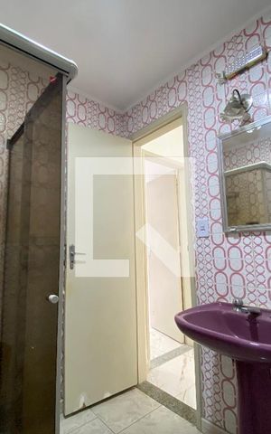 Apartamento à venda com 115m², 4 quartos e 2 vagas Apartamento à venda com 115m², 4 quartos e 2 vagasBanheiro