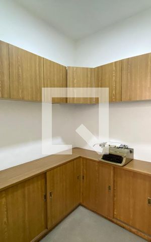 Apartamento à venda com 115m², 4 quartos e 2 vagas Apartamento à venda com 115m², 4 quartos e 2 vagasQuarto de Serviço