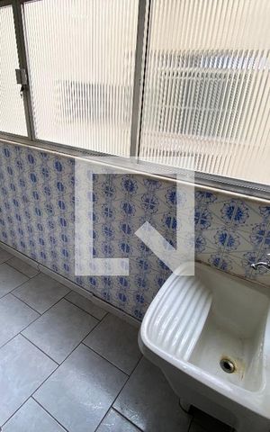 Apartamento à venda com 115m², 4 quartos e 2 vagas Apartamento à venda com 115m², 4 quartos e 2 vagasÁrea de Serviço