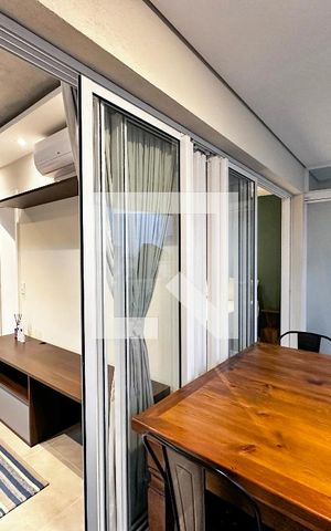 Apartamento à venda com 55m², 1 quarto e 1 vagaSacada