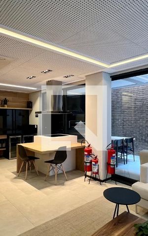 Studio à venda com 28m², 1 quarto e sem vaga Studio à venda com 28m², 1 quarto e sem vagaÁrea comum - Salão de festas