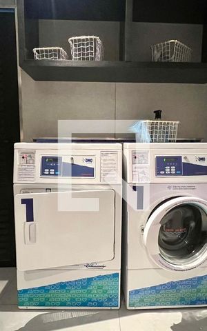 Studio à venda com 28m², 1 quarto e sem vaga Studio à venda com 28m², 1 quarto e sem vagaLavanderia