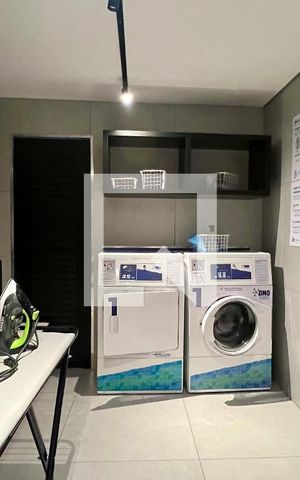 Studio à venda com 28m², 1 quarto e sem vaga Studio à venda com 28m², 1 quarto e sem vagaLavanderia