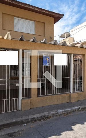 Casa para alugar com 80m², 3 quartos e 1 vagaFachada