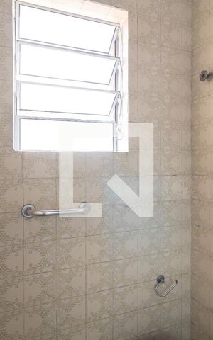 Casa para alugar com 80m², 3 quartos e 1 vagaBanheiro 1
