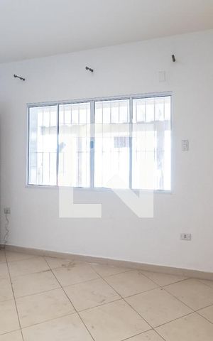 Casa para alugar com 80m², 3 quartos e 1 vagaSala