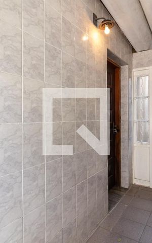 Casa para alugar com 80m², 3 quartos e 1 vagaEntrada