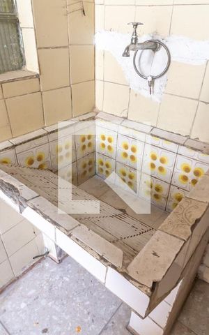 Casa para alugar com 80m², 3 quartos e 1 vagaÁrea de Serviço