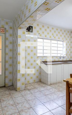 Casa para alugar com 80m², 3 quartos e 1 vagaCopa