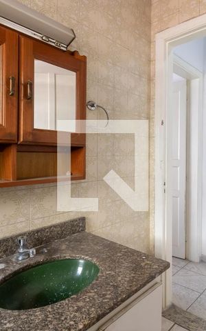Casa para alugar com 80m², 3 quartos e 1 vagaBanheiro 1