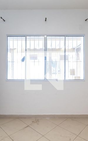 Casa para alugar com 80m², 3 quartos e 1 vagaSala