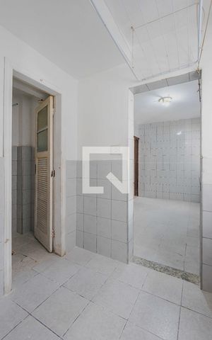 Apartamento à venda com 137m², 2 quartos e 1 vagaÁrea de Serviço