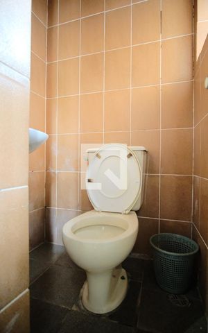 Casa à venda com 300m², 2 quartos e 4 vagasLavabo do Salão