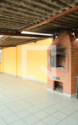 Casa à venda com 300m², 2 quartos e 4 vagasTerraço