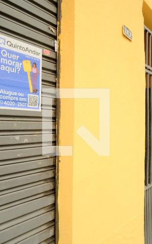 Casa à venda com 300m², 2 quartos e 4 vagasPlaca