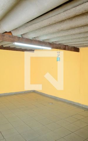 Casa à venda com 300m², 2 quartos e 4 vagasLavanderia