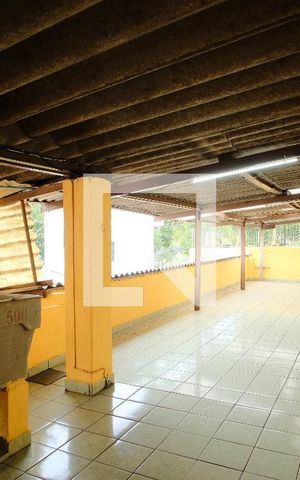 Casa à venda com 300m², 2 quartos e 4 vagasTerraço