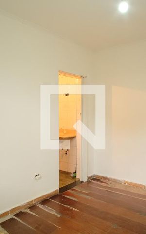 Casa à venda com 300m², 2 quartos e 4 vagasSuíte