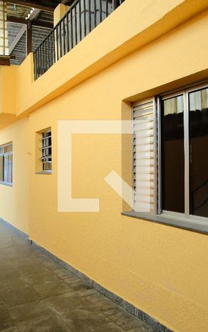 Casa à venda com 300m², 2 quartos e 4 vagasQuintal