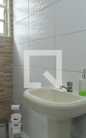 Casa à venda com 125m², 3 quartos e 2 vagasBanheiro 2