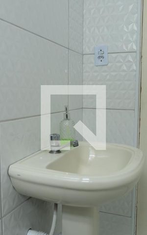 Casa à venda com 125m², 3 quartos e 2 vagasBanheiro 2