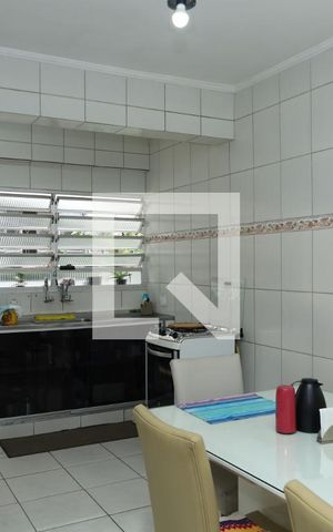 Casa à venda com 125m², 3 quartos e 2 vagasCozinha