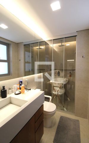 Apartamento à venda com 150m², 2 quartos e 1 vagaBanheiro da Suíte 1
