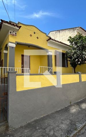 Casa para alugar com 70m², 3 quartos e 1 vagaFachada