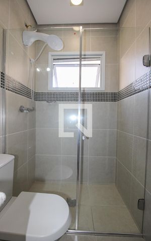 Casa à venda com 300m², 4 quartos e 4 vagas Casa à venda com 300m², 4 quartos e 4 vagasBanheiro - Quarto 2