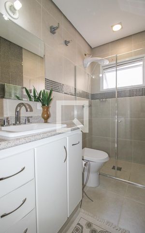 Casa à venda com 300m², 4 quartos e 4 vagas Casa à venda com 300m², 4 quartos e 4 vagasBanheiro - Quarto 2