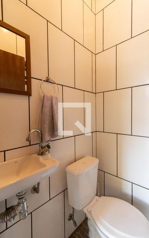 Casa à venda com 225m², 3 quartos e 3 vagasBanheiro Churrasqueira