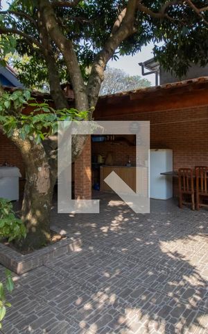 Casa à venda com 225m², 3 quartos e 3 vagasÁrea Externa