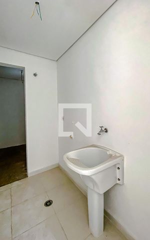 Apartamento à venda com 174m², 4 quartos e 1 vagaÁrea de Serviço