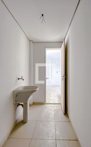 Apartamento à venda com 174m², 4 quartos e 1 vagaÁrea de Serviço