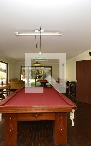 Casa à venda com 747m², 4 quartos e 6 vagasSala de Jogos