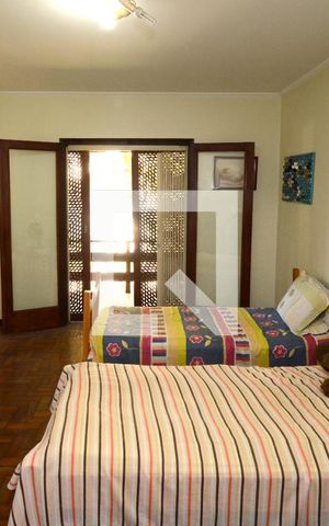 Casa à venda com 747m², 4 quartos e 6 vagasSuíte 3