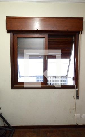 Casa à venda com 747m², 4 quartos e 6 vagasEscritório