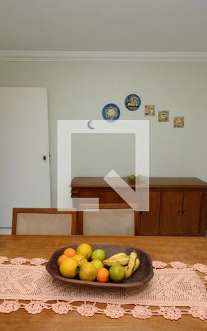 Casa à venda com 747m², 4 quartos e 6 vagasCopa