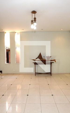 Casa à venda com 747m², 4 quartos e 6 vagasHall de entrada